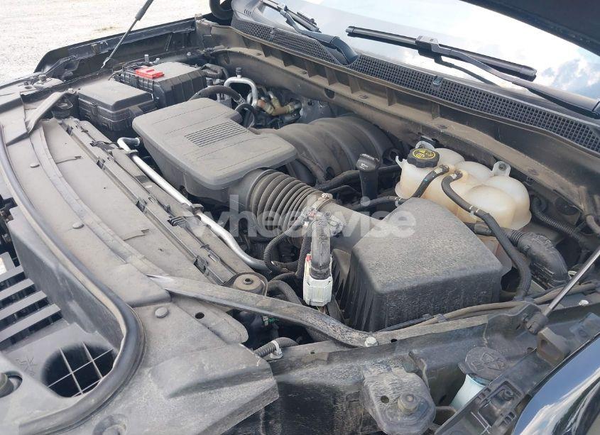 Photo 10 of 2023 Chevrolet Suburban 4WD PREMIER (VIN 1GNSKFKDXPR385697)