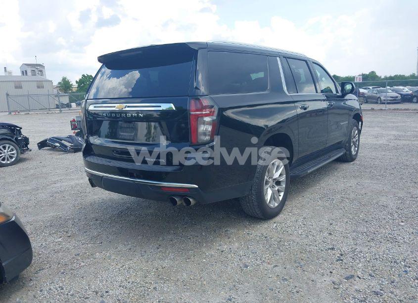 Photo 4 of 2023 Chevrolet Suburban 4WD PREMIER (VIN 1GNSKFKDXPR385697)
