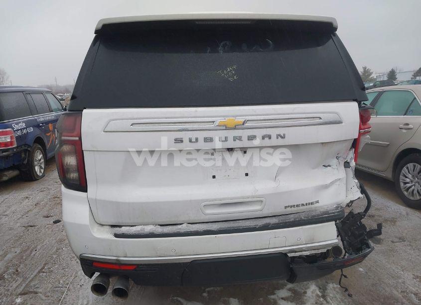 Photo 16 of 2023 Chevrolet Suburban 4WD PREMIER (VIN 1GNSKFKDXPR511900)