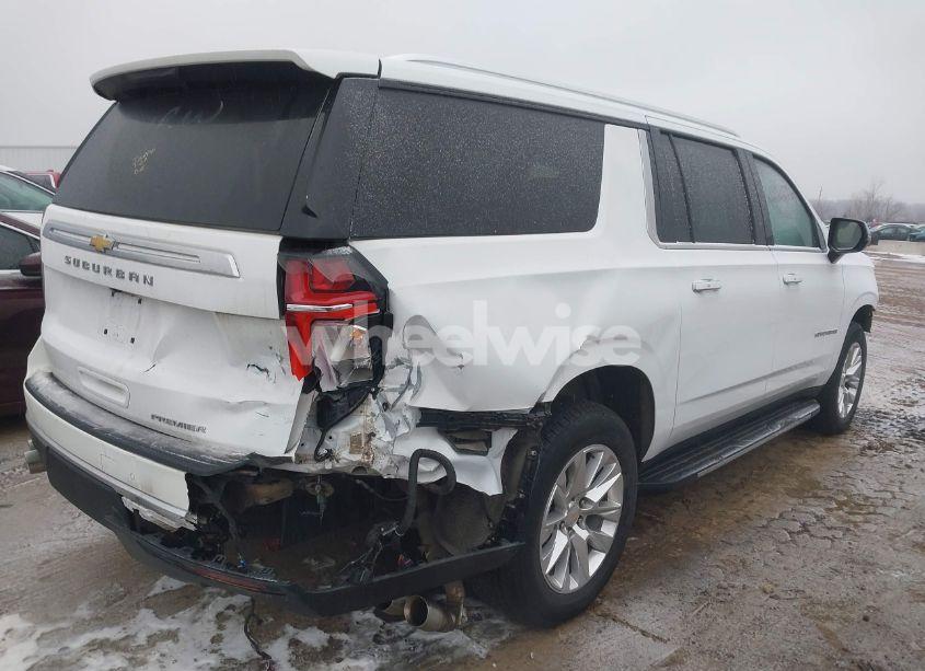 Photo 4 of 2023 Chevrolet Suburban 4WD PREMIER (VIN 1GNSKFKDXPR511900)