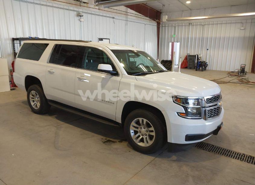 2020 Chevrolet Suburban 4WD LS (VIN 1GNSKGEC5LR201270) main photo