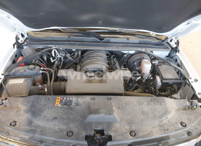 Photo 10 of 2020 Chevrolet Suburban 4WD LS (VIN 1GNSKGEC5LR201270)