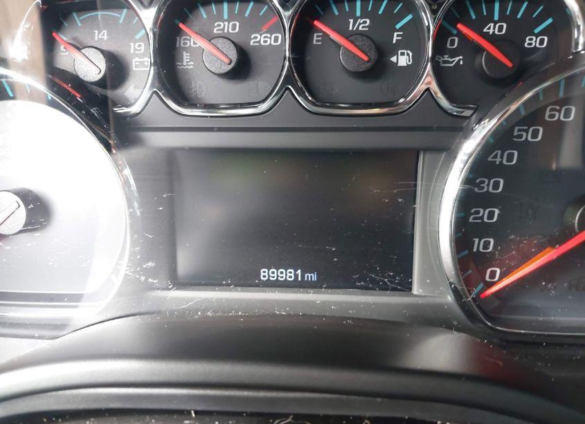 Photo 7 of 2018 Chevrolet Suburban LS (VIN 1GNSKGKC1JR136502)