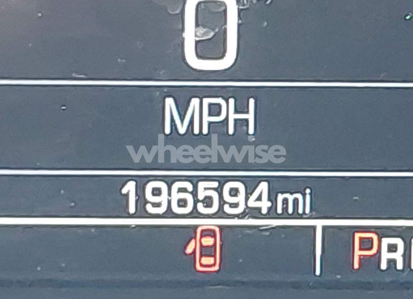 Photo 15 of 2016 Chevrolet Suburban LS (VIN 1GNSKGKC2GR189170)