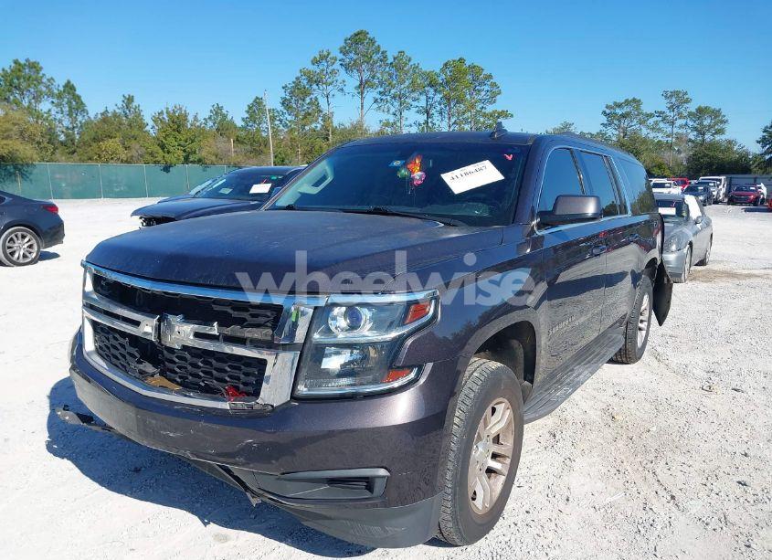 Photo 2 of 2016 Chevrolet Suburban LS (VIN 1GNSKGKC2GR189170)