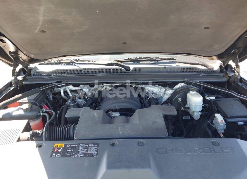 Photo 10 of 2016 Chevrolet Suburban LS (VIN 1GNSKGKC3GR236223)