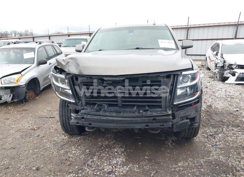 Photo 13 of 2018 Chevrolet Suburban LS (VIN 1GNSKGKC4JR253149)