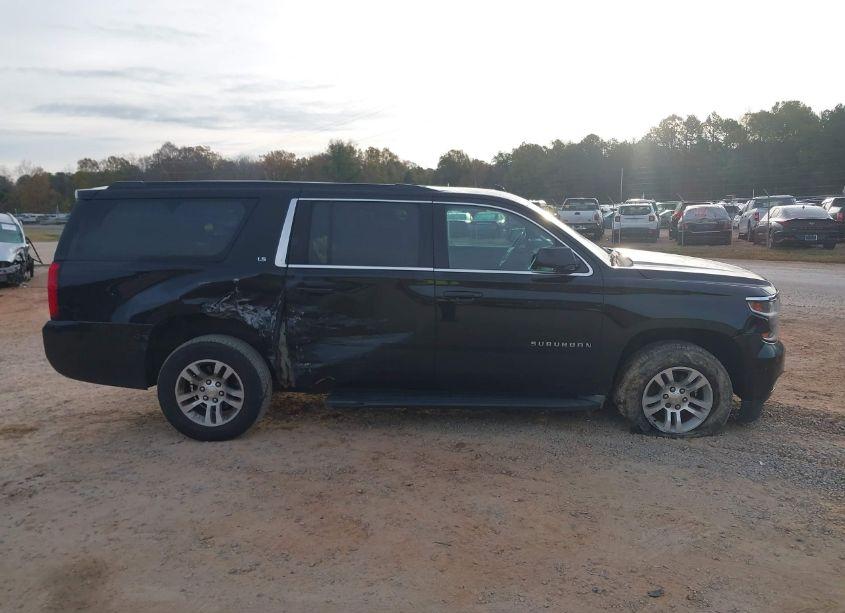 Photo 13 of 2016 Chevrolet Suburban LS (VIN 1GNSKGKC6GR101236)