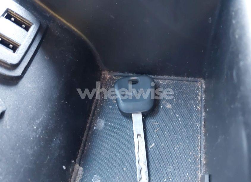 Photo 11 of 2016 Chevrolet Suburban LS (VIN 1GNSKGKC6GR412651)