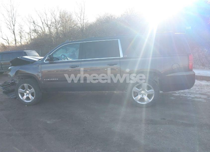 Photo 15 of 2016 Chevrolet Suburban LS (VIN 1GNSKGKC6GR412651)