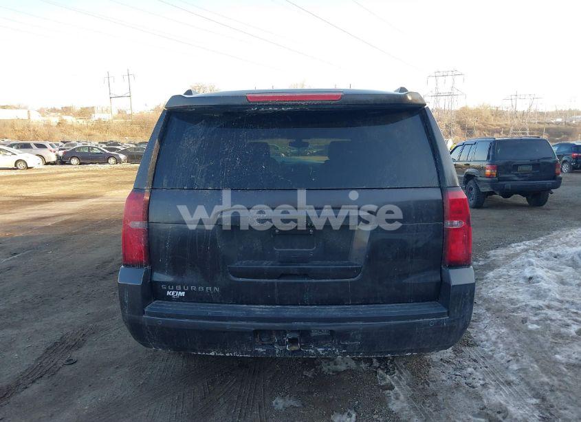 Photo 17 of 2016 Chevrolet Suburban LS (VIN 1GNSKGKC6GR412651)