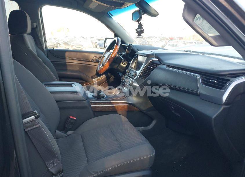 Photo 5 of 2016 Chevrolet Suburban LS (VIN 1GNSKGKC6GR412651)