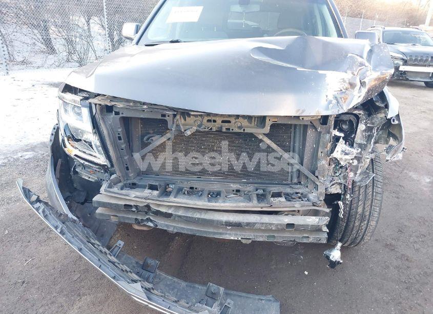 Photo 6 of 2016 Chevrolet Suburban LS (VIN 1GNSKGKC6GR412651)