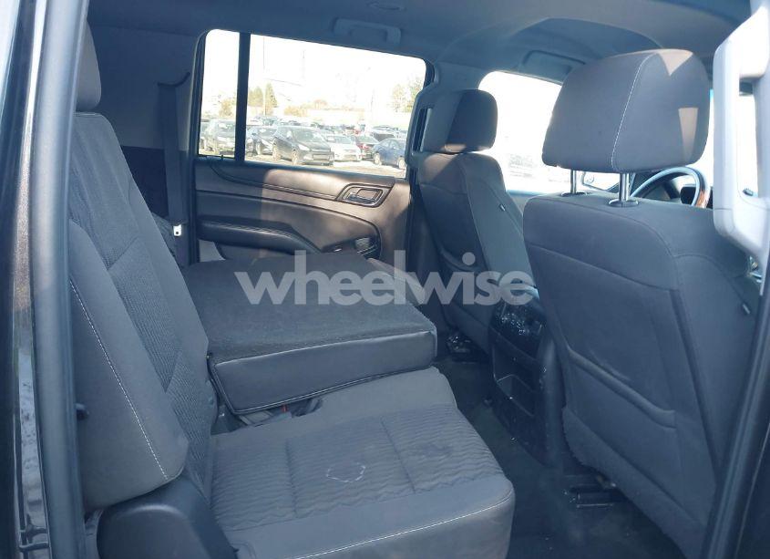 Photo 8 of 2016 Chevrolet Suburban LS (VIN 1GNSKGKC6GR412651)