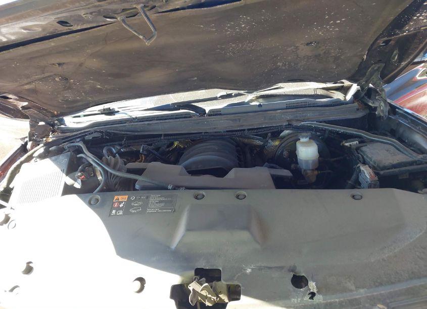 Photo 10 of 2018 Chevrolet Suburban LS (VIN 1GNSKGKC6JR259504)