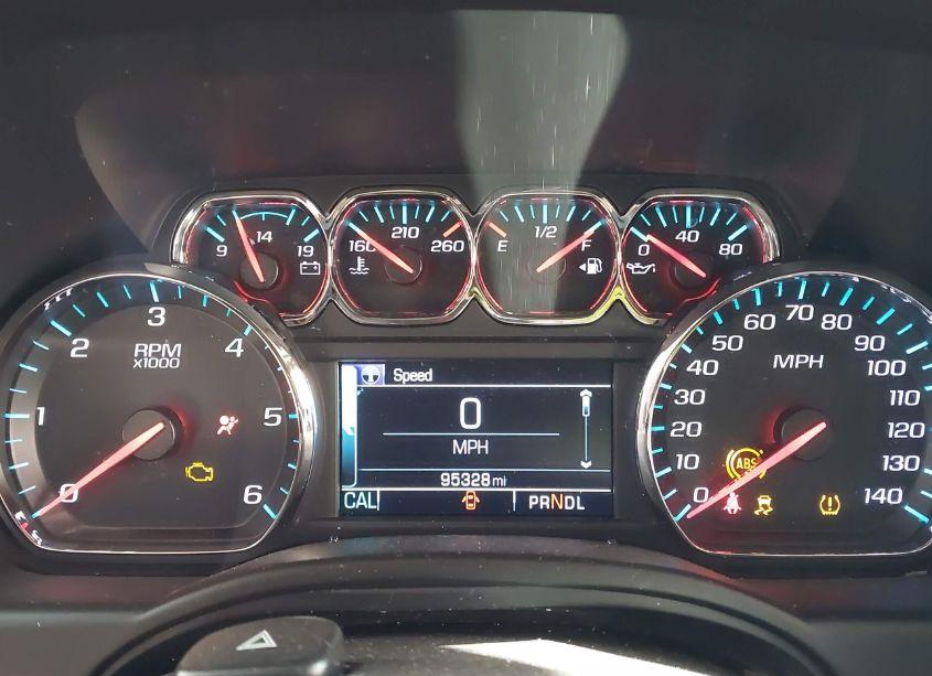 Photo 7 of 2018 Chevrolet Suburban LS (VIN 1GNSKGKC6JR259504)