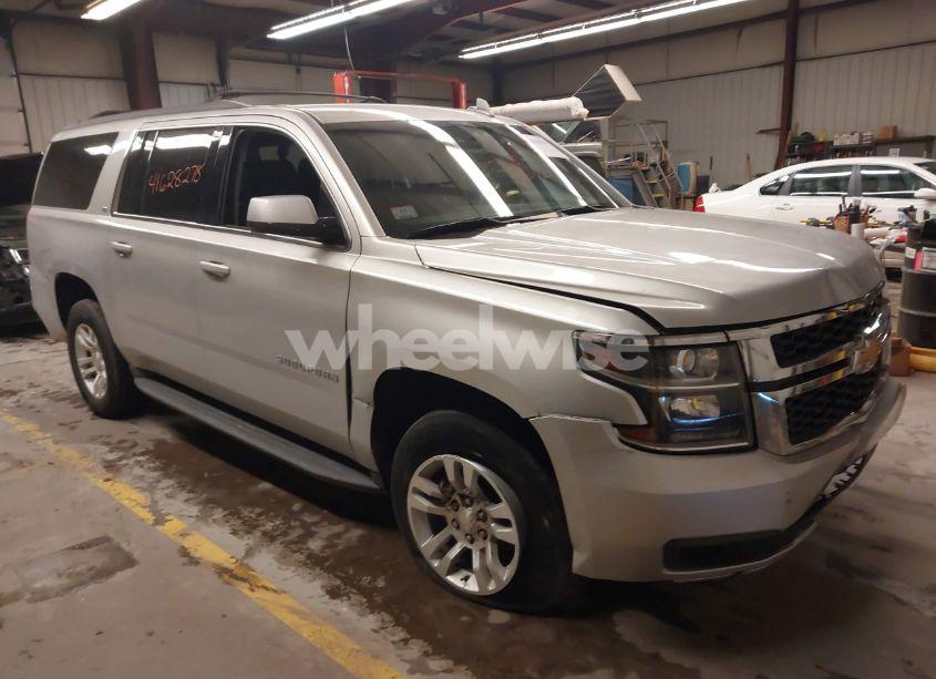 2016 Chevrolet Suburban LS (VIN 1GNSKGKC7GR469795) main photo