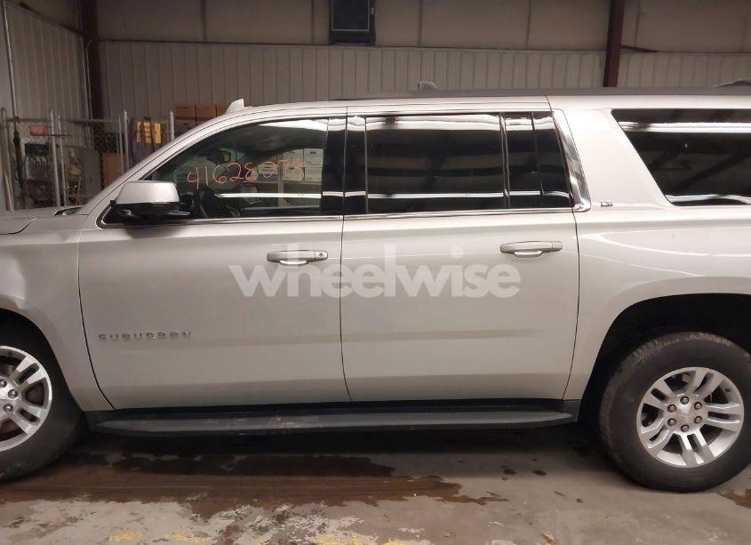 Photo 14 of 2016 Chevrolet Suburban LS (VIN 1GNSKGKC7GR469795)