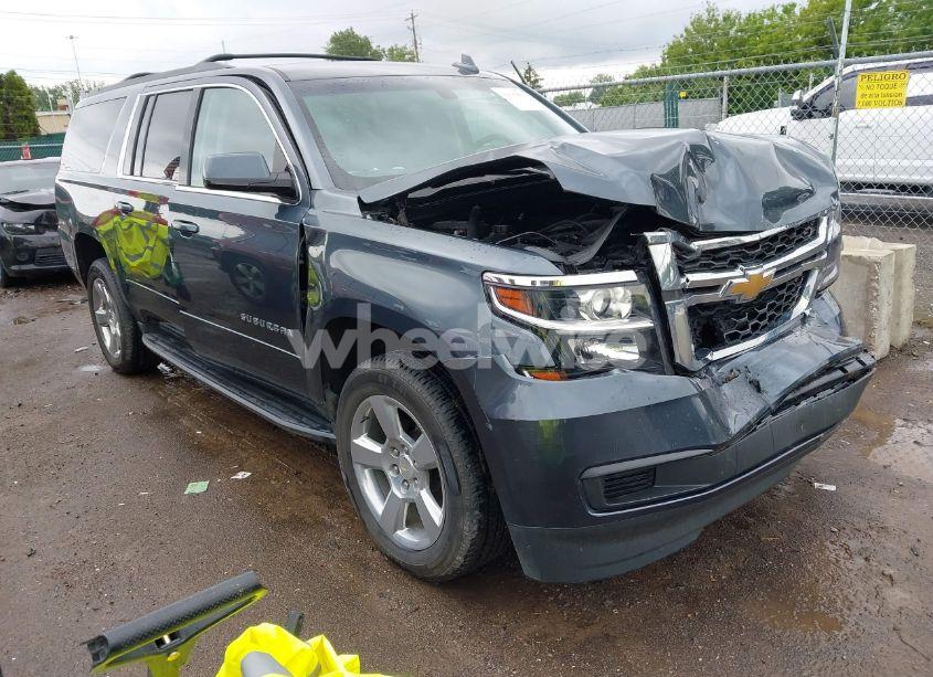 2019 Chevrolet Suburban LS (VIN 1GNSKGKC7KR244916) main photo