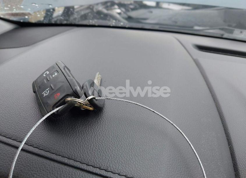 Photo 11 of 2019 Chevrolet Suburban LS (VIN 1GNSKGKC7KR244916)