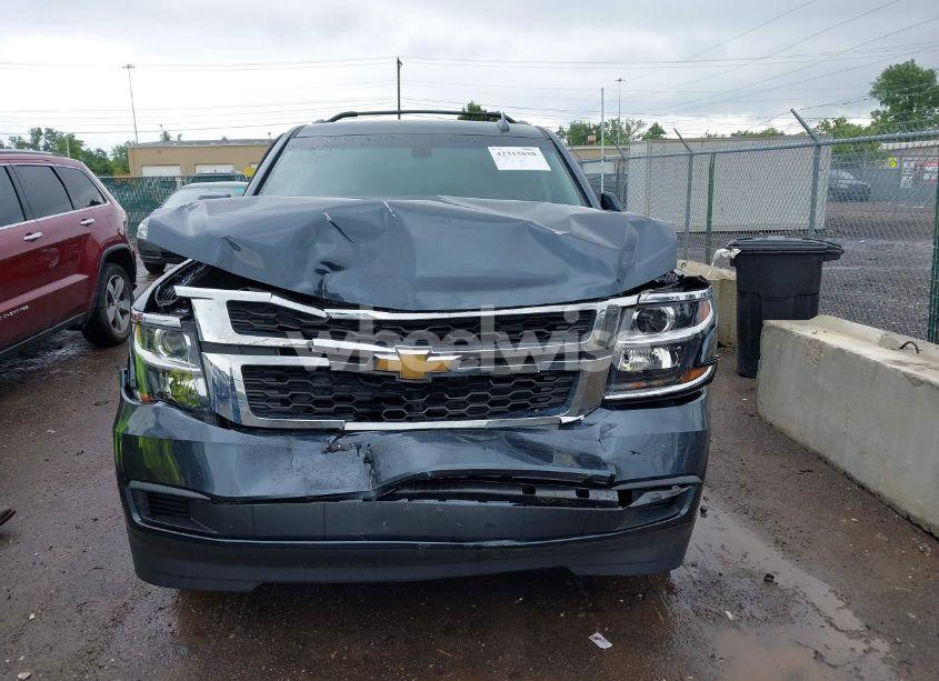 Photo 13 of 2019 Chevrolet Suburban LS (VIN 1GNSKGKC7KR244916)