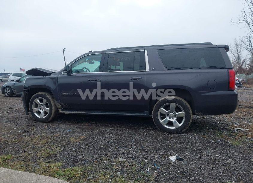 Photo 14 of 2016 Chevrolet Suburban LS (VIN 1GNSKGKC8GR416555)