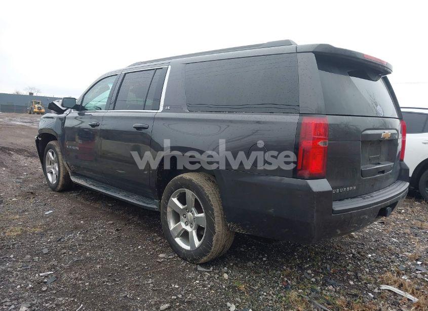 Photo 3 of 2016 Chevrolet Suburban LS (VIN 1GNSKGKC8GR416555)