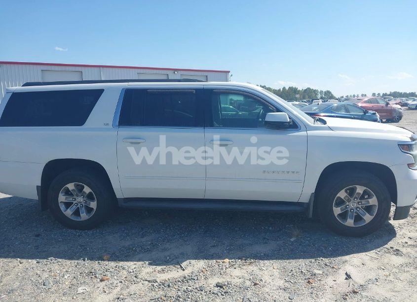 Photo 13 of 2016 Chevrolet Suburban LS (VIN 1GNSKGKC8GR461205)