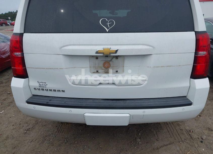 Photo 6 of 2016 Chevrolet Suburban LS (VIN 1GNSKGKC8GR461205)