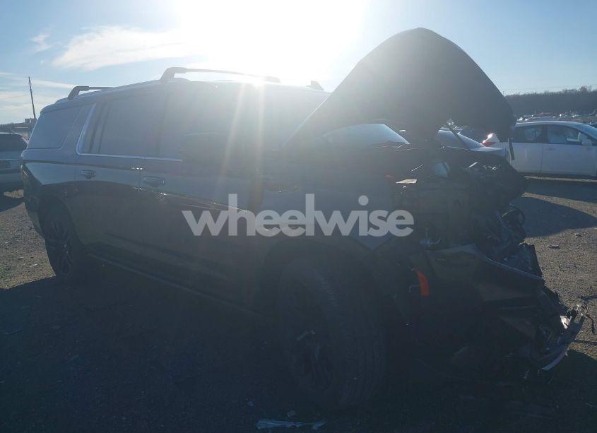 2021 Chevrolet Suburban 4WD HIGH COUNTRY (VIN 1GNSKGKL0MR188370) main photo