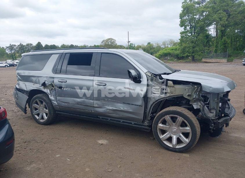 Photo 13 of 2023 Chevrolet Suburban 4WD HIGH COUNTRY (VIN 1GNSKGKL0PR315137)
