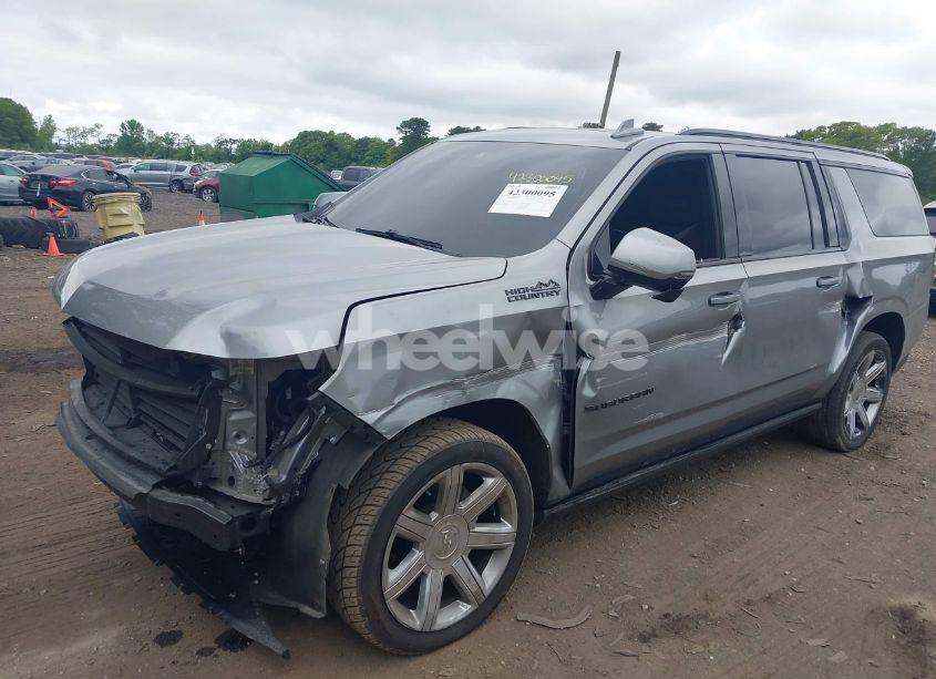 Photo 6 of 2023 Chevrolet Suburban 4WD HIGH COUNTRY (VIN 1GNSKGKL0PR315137)