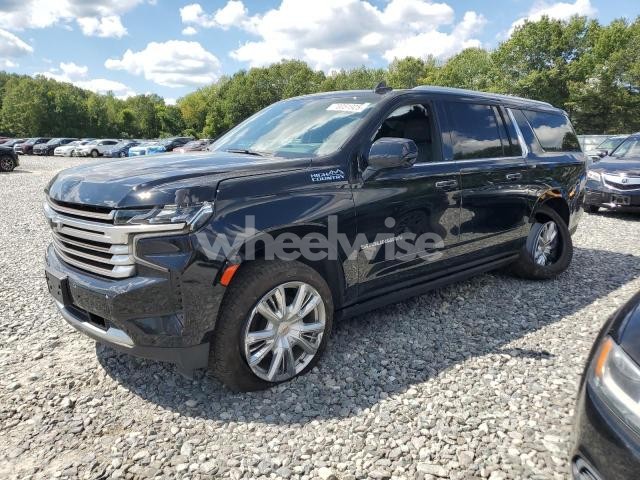 Photo 5 of 2021 CHEVROLET SUBURBAN K1500 HIGH COUNTRY N/A (VIN 1GNSKGKL7MR136914)
