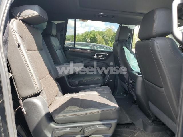 Photo 9 of 2021 CHEVROLET SUBURBAN K1500 HIGH COUNTRY N/A (VIN 1GNSKGKL7MR136914)