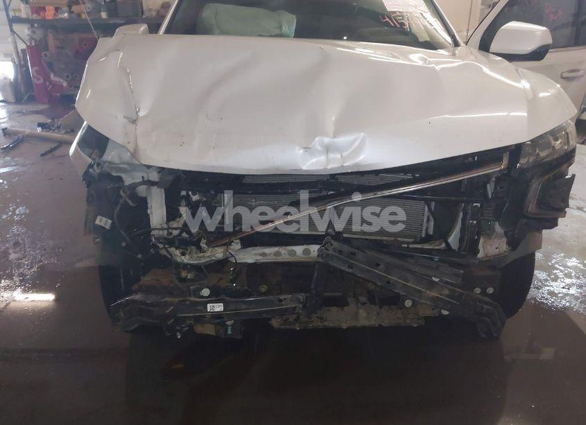 Photo 6 of 2022 Chevrolet Suburban 4WD HIGH COUNTRY (VIN 1GNSKGKLXNR151036)