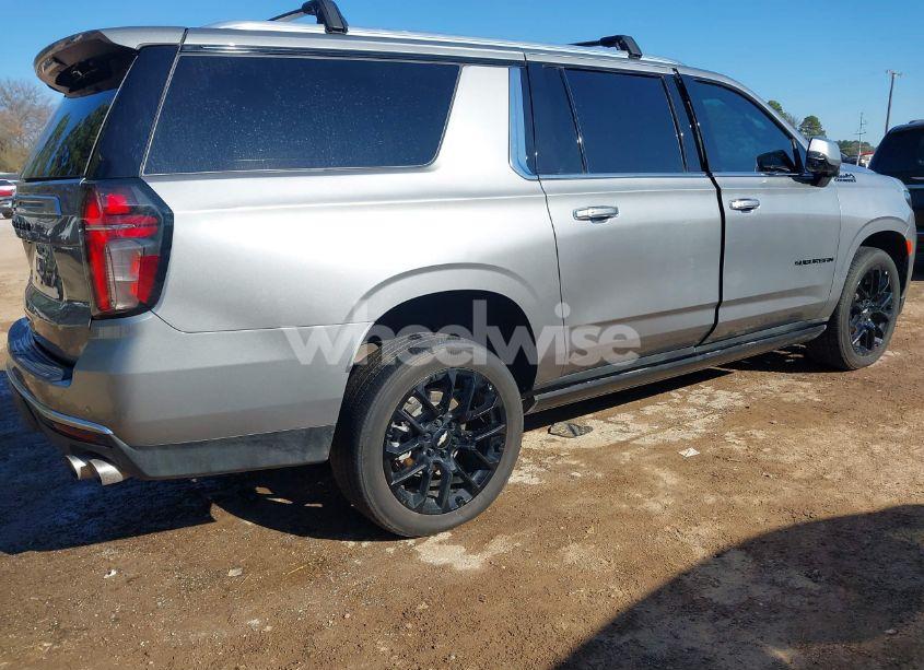 Photo 4 of 2023 Chevrolet Suburban 4WD HIGH COUNTRY (VIN 1GNSKGKLXPR235313)