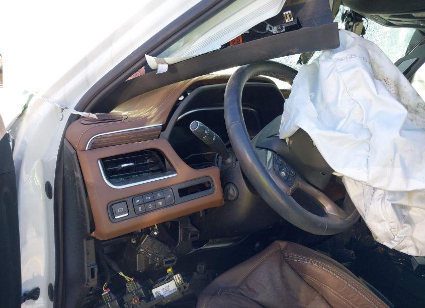 Photo 21 of 2022 Chevrolet Suburban 4WD HIGH COUNTRY (VIN 1GNSKGKT1NR291931)