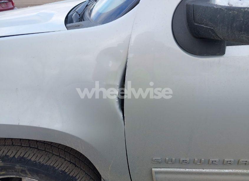 Photo 18 of 2011 Chevrolet Suburban 1500 LS (VIN 1GNSKHE37BR303898)