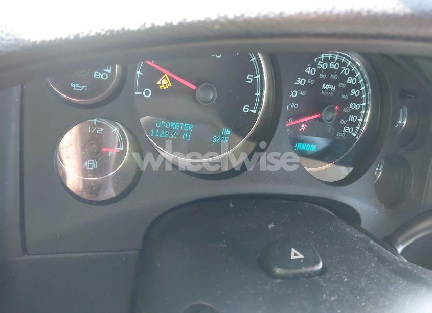 Photo 15 of 2011 Chevrolet Suburban 1500 LS (VIN 1GNSKHE38BR374897)