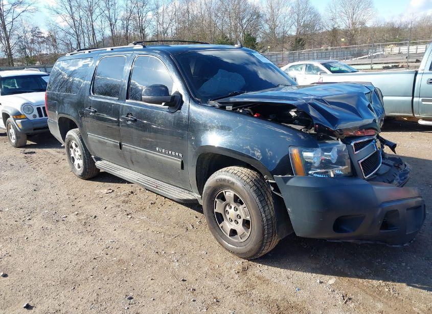 2012 Chevrolet Suburban 1500 LS (VIN 1GNSKHE73CR221400) main photo