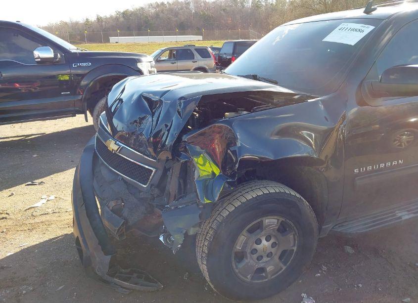 Photo 6 of 2012 Chevrolet Suburban 1500 LS (VIN 1GNSKHE73CR221400)