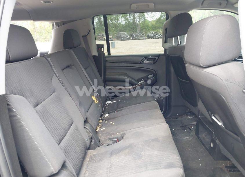 Photo 8 of 2015 Chevrolet Suburban 1500 LS (VIN 1GNSKHEC1FR207500)