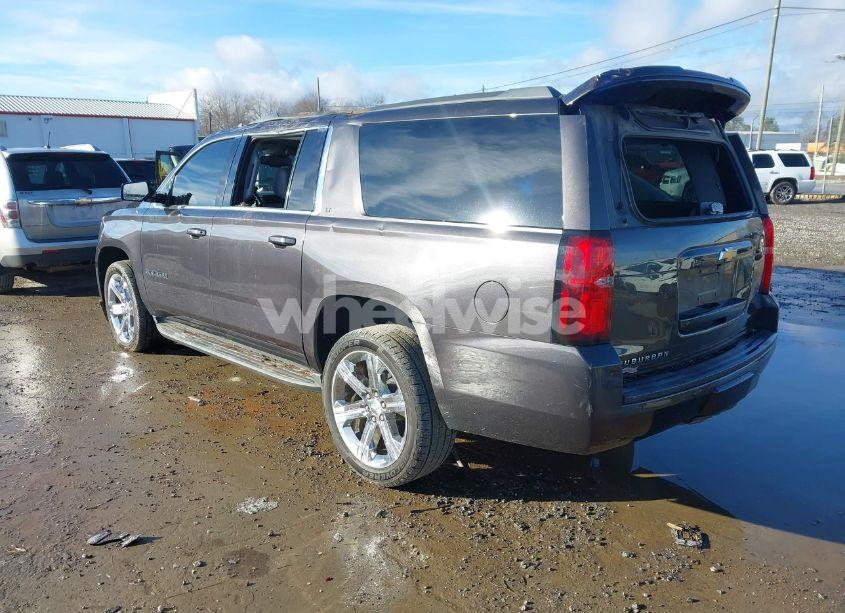 Photo 3 of 2016 Chevrolet Suburban LT (VIN 1GNSKHKC0GR177430)