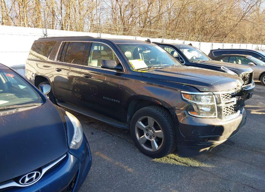 2016 Chevrolet Suburban LT (VIN 1GNSKHKC0GR335474) main photo