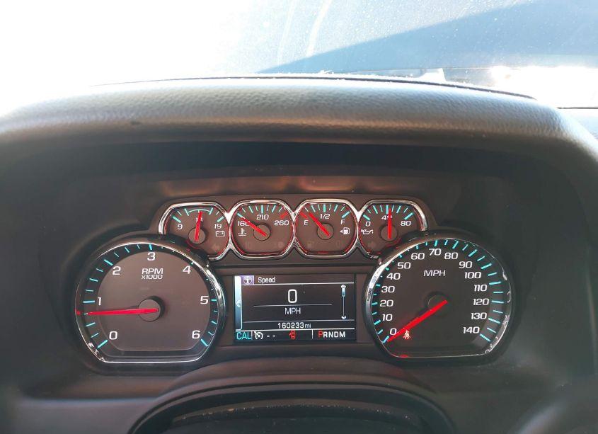 Photo 7 of 2016 Chevrolet Suburban LT (VIN 1GNSKHKC0GR335474)