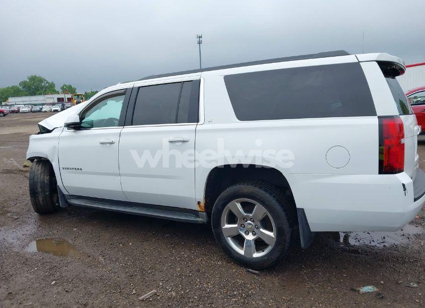 Photo 15 of 2016 Chevrolet Suburban LT (VIN 1GNSKHKC0GR361587)