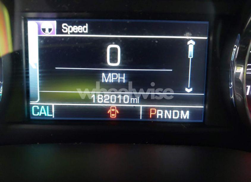 Photo 16 of 2016 Chevrolet Suburban LT (VIN 1GNSKHKC0GR361587)