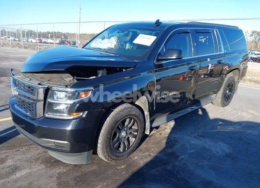 Photo 2 of 2016 Chevrolet Suburban LT (VIN 1GNSKHKC0GR432609)