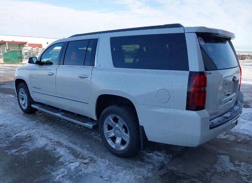Photo 3 of 2018 Chevrolet Suburban LT (VIN 1GNSKHKC0JR126016)
