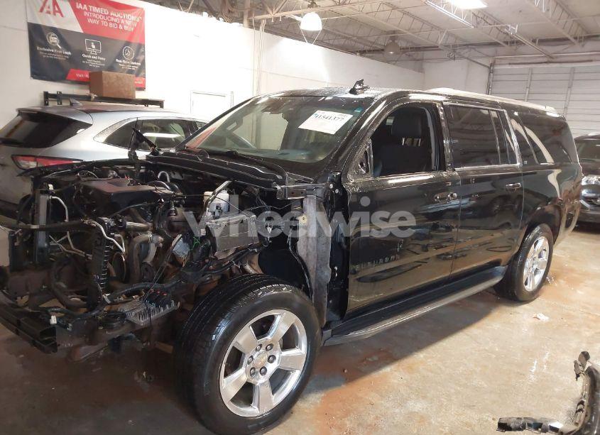 Photo 15 of 2016 Chevrolet Suburban LT (VIN 1GNSKHKC1GR109217)
